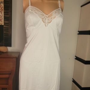 Vintage White Nightgown M